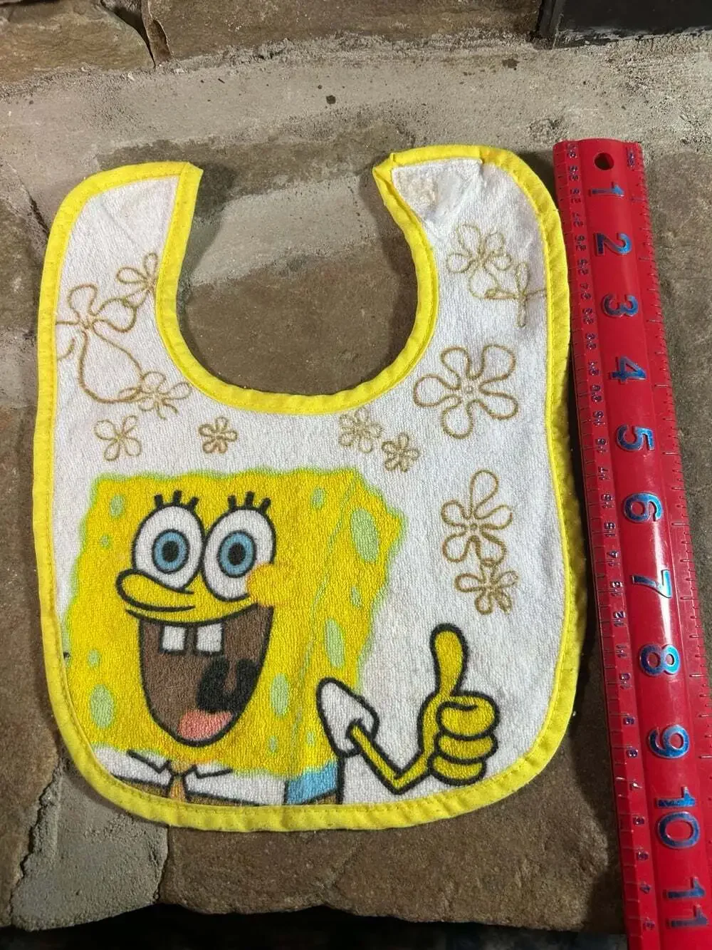 SpongeBob cloth baby bib hook and loop attachment